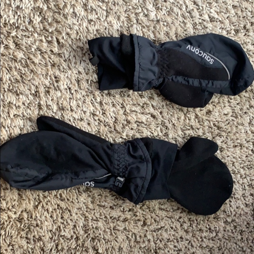 Saucony running mittens
